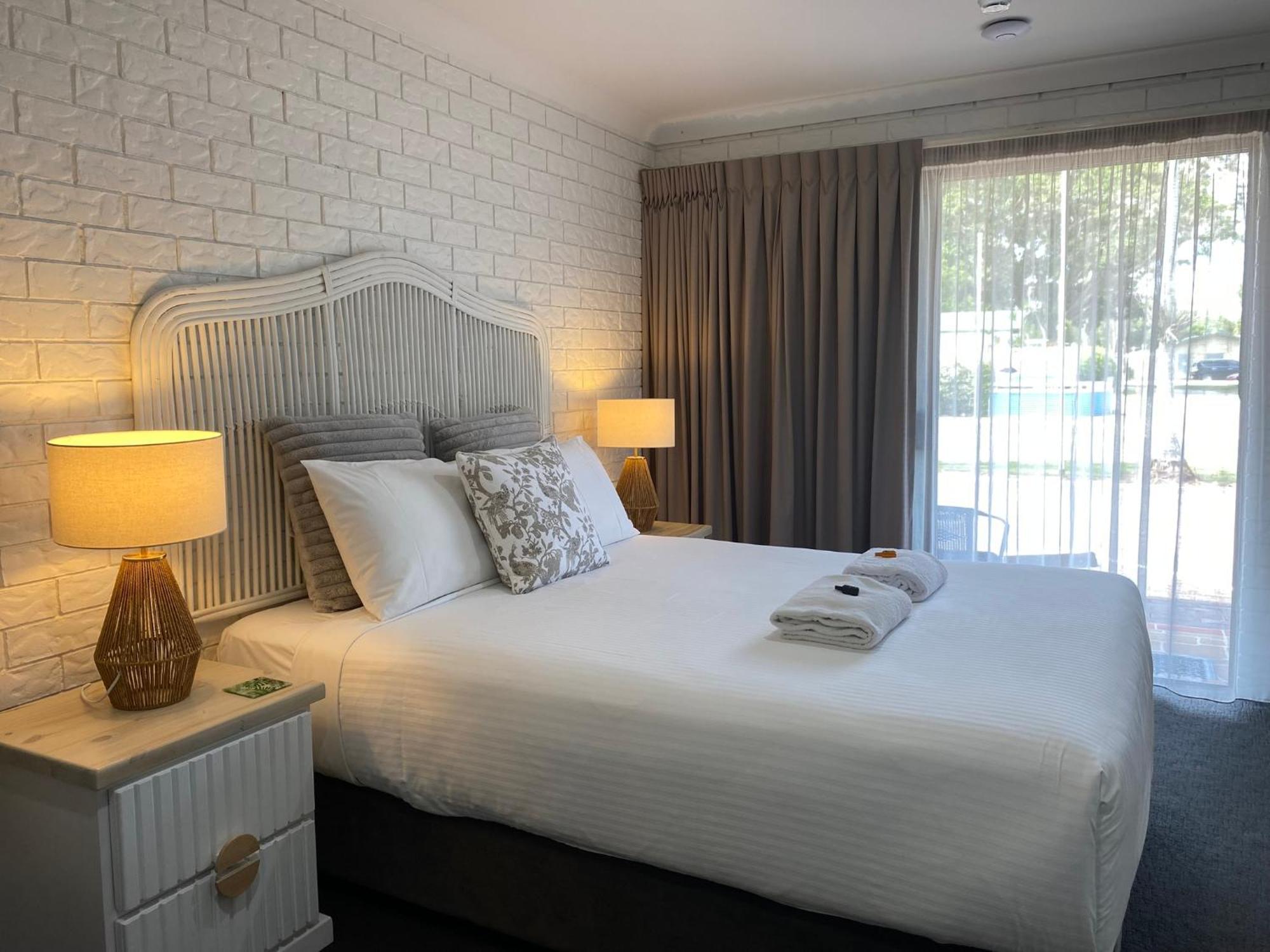 Beachmere Palms Motel מראה חיצוני תמונה