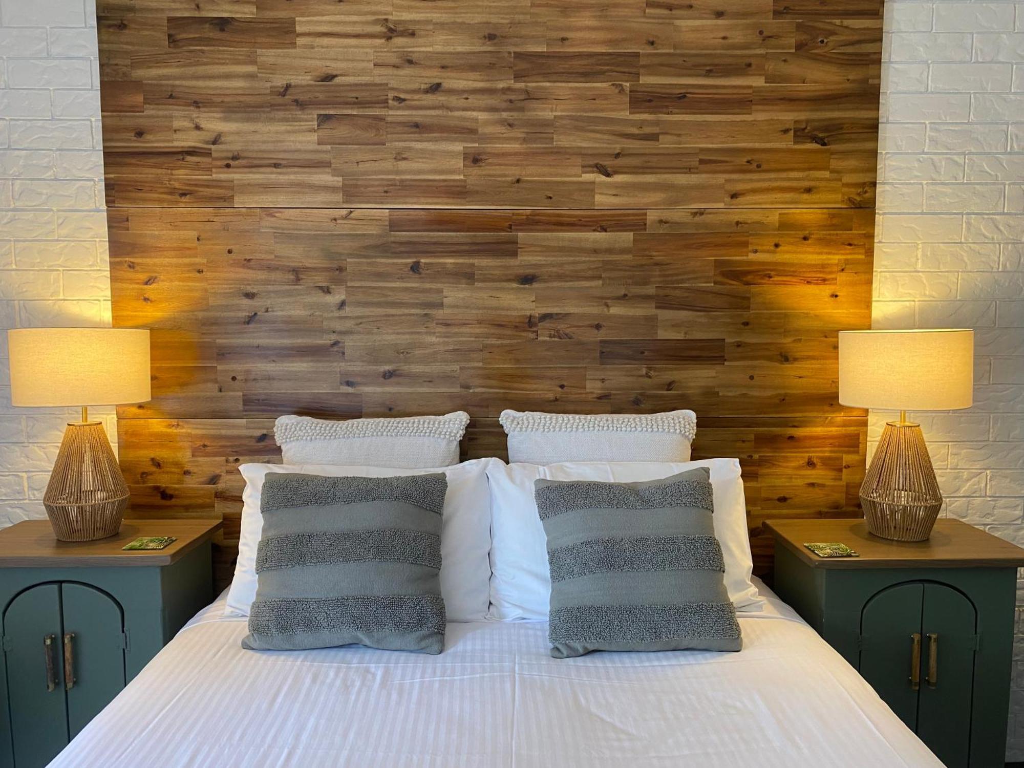 Beachmere Palms Motel מראה חיצוני תמונה